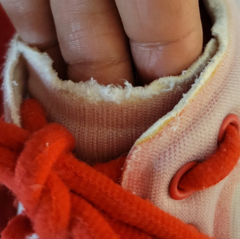 Authentic Chanel 19P Cruise Mesh & Lycra CC Logo Low-Top Sneakers White/Red - Picture 13 of 16